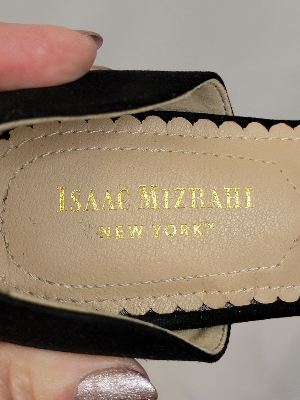 Isaac Mizrahi Black Pointed D'Orsay Flats with Silver Studs Size 7.5 - Picture 2 of 14